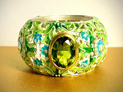Ute Dippel - Schmuck : Ring mit Blumenornament